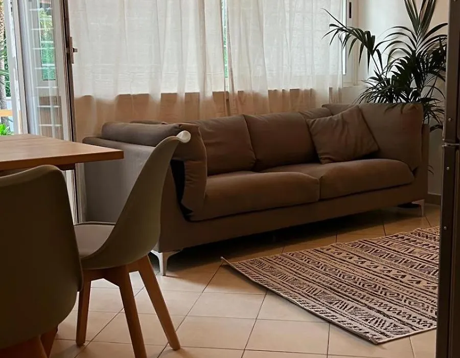 Testaccio Terrace,Perfect For Families Or Small Groups-1